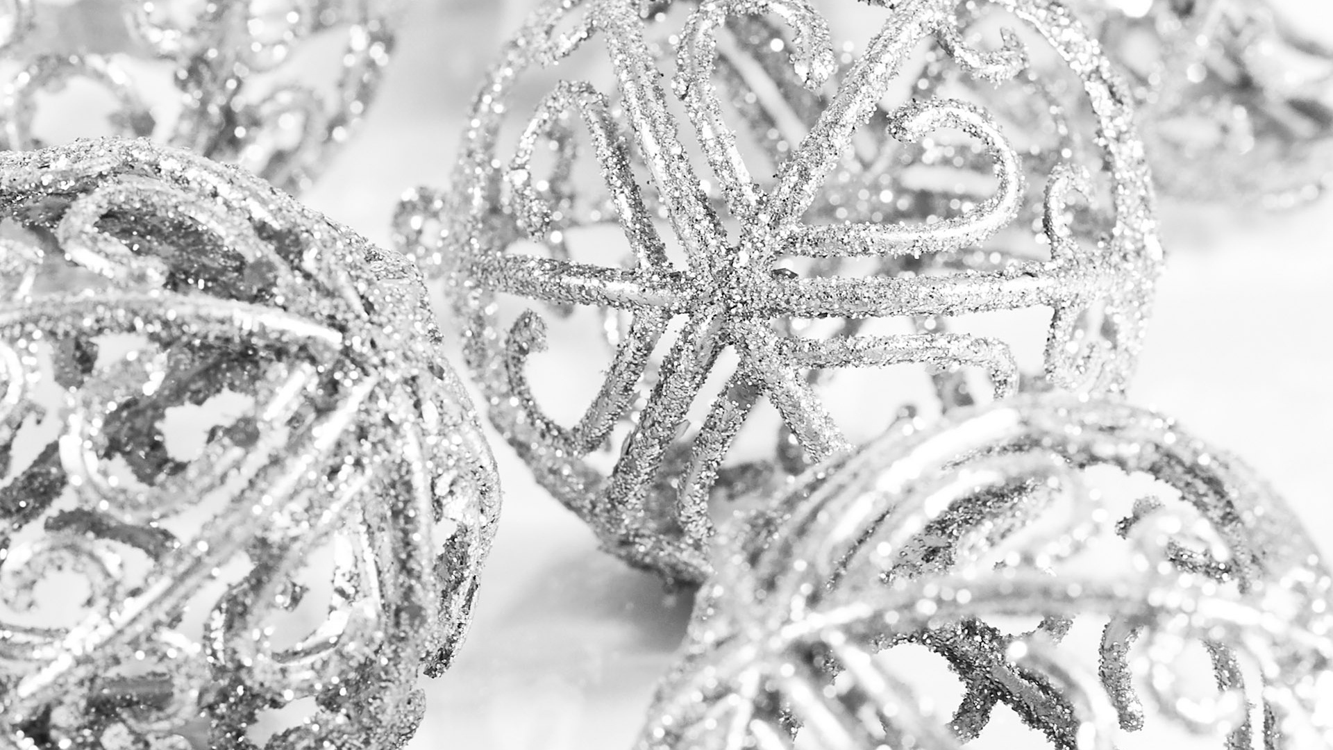 holiday sales, wearable tech, sales, technology, deals